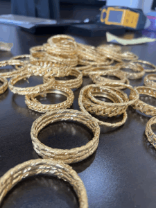 Jumbo Gold & Diamonds