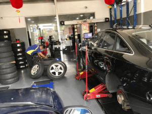 Tyre Warehouse